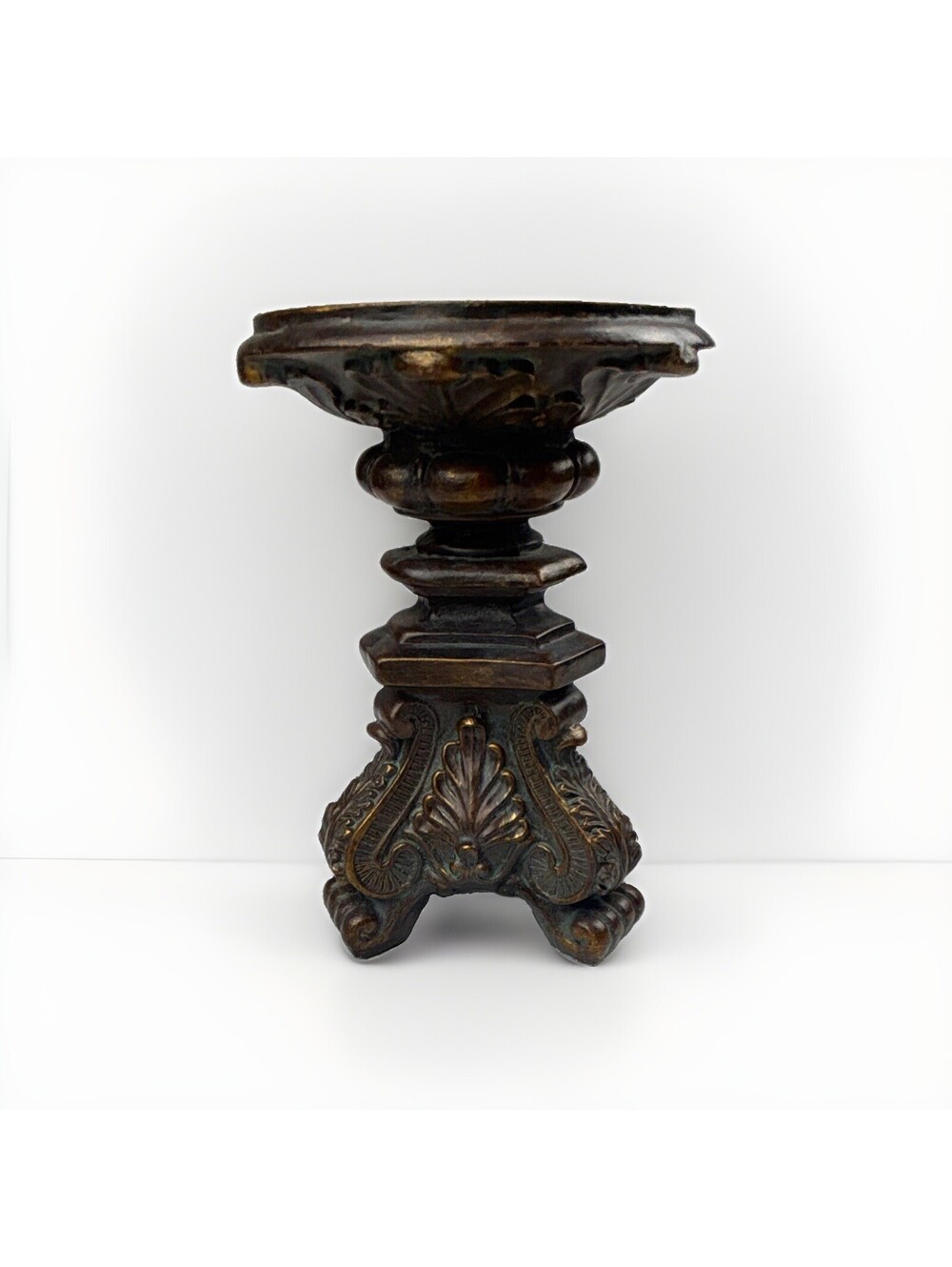 Ornate Baroque revival acanthus leaf carving flare pedestal candle plant holder